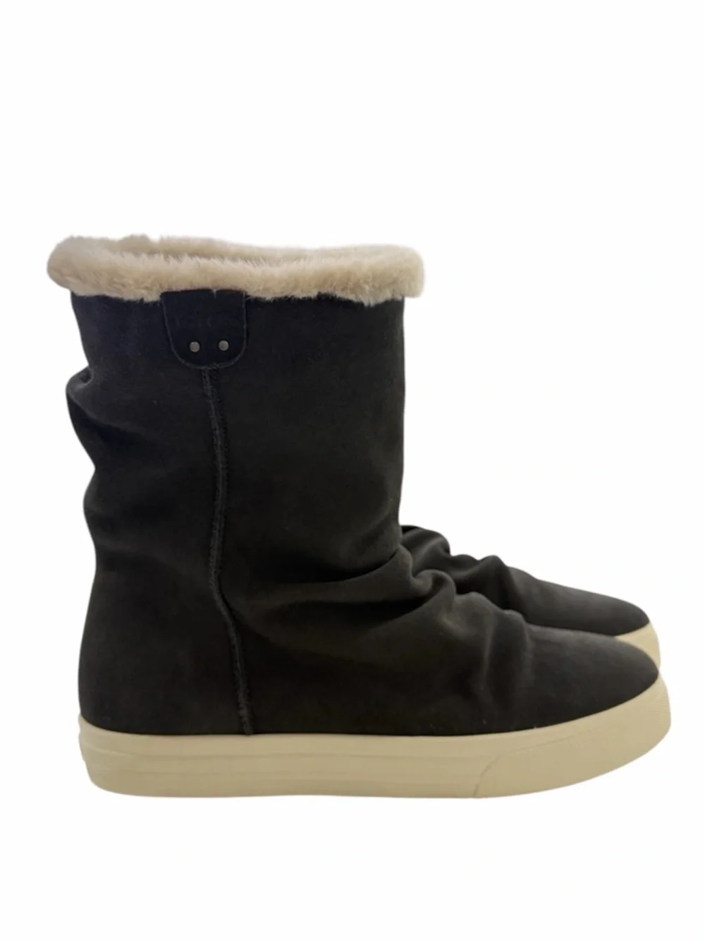 Taos Cozy Chic Suede Boots 10